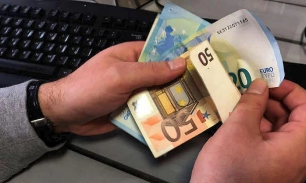 Aύριο η καταβολή του επιδόματος των 534 ευρώ